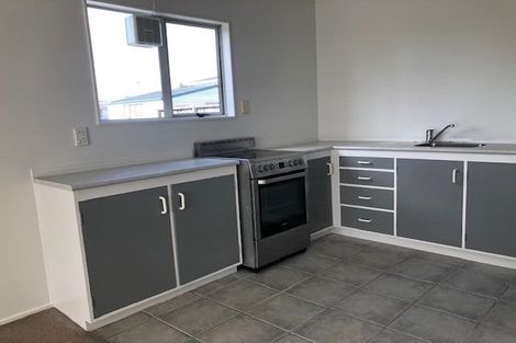 Photo of property in 8a Fordham Street, Beach Haven, Auckland, 0626