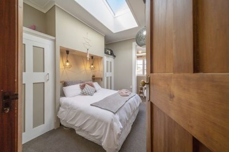 Photo of property in 60 Crownhill Street, Spotswood, New Plymouth, 4310