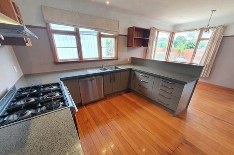 Photo of property in 70 Racecourse Road, Sockburn, Christchurch, 8042