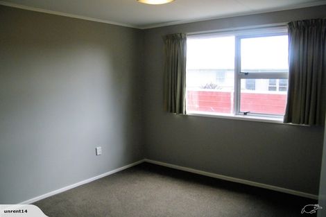 Photo of property in 21 Sutherland Crescent, Westbrook, Palmerston North, 4412