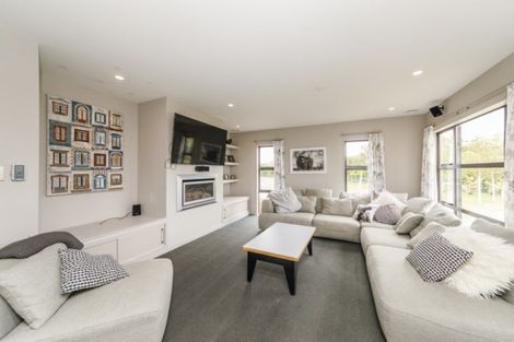 Photo of property in 47 Polson Hill Drive, Aokautere, Palmerston North, 4471