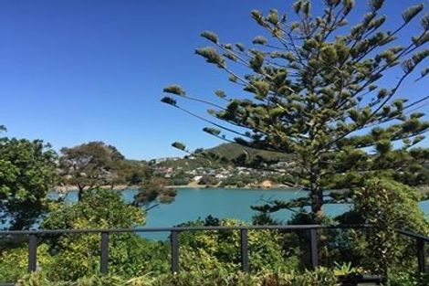 Photo of property in 52 Seaview Road, Paremata, Porirua, 5024