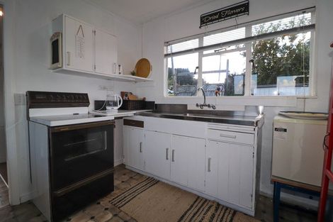 Photo of property in 5 Eames Crescent, Te Mata, Thames, 3575