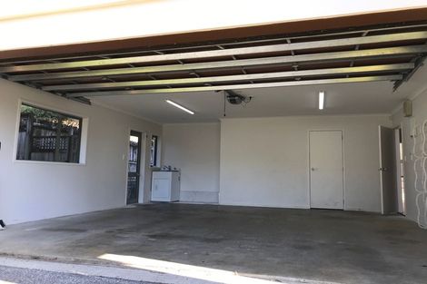 Photo of property in 35 Kristin Lane, Albany, Auckland, 0632