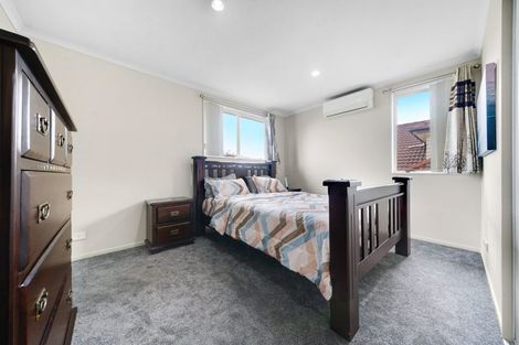 Photo of property in 2 Ritchie Crescent, Takanini, 2112