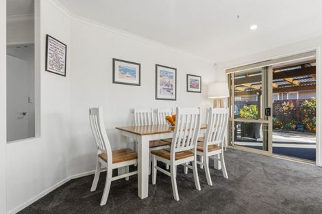Photo of property in 120 Doncaster Drive, Papamoa Beach, Papamoa, 3118
