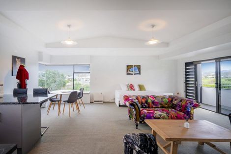 Photo of property in 25 Pacific Place, Whitianga, 3510