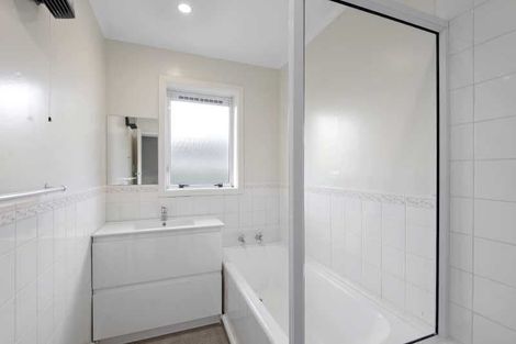 Photo of property in 19 Wentworth Street, Ilam, Christchurch, 8041