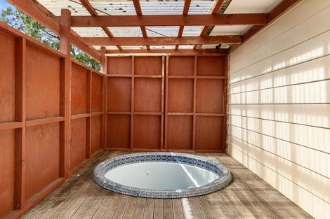 Photo of property in 10 Siska Place, Wattle Downs, Auckland, 2103