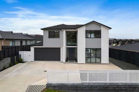 Photo of property in 70 Symes Drive, Red Beach, 0932
