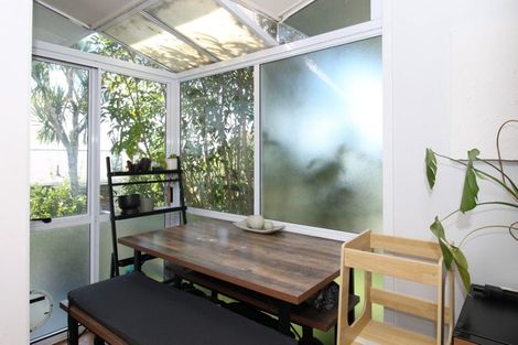 Photo of property in 1/11 Liston Street, Northcote, Auckland, 0627