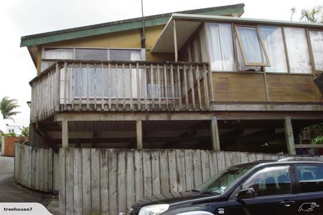 Photo of property in 1/244 Onewa Road, Birkenhead, Auckland, 0626