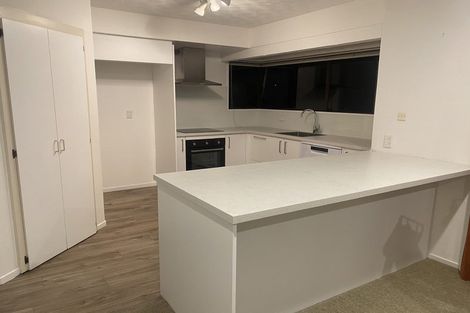 Photo of property in 20 Taupata Street, Redcliffs, Christchurch, 8081