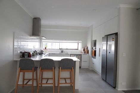 Photo of property in 9 Roundel Crescent, Whenuapai, Auckland, 0618