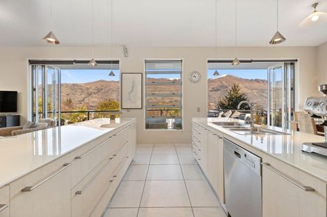 Photo of property in 169 Plantation Road, Wanaka, 9305