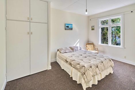 Photo of property in 202 Happy Valley Road, Owhiro Bay, Wellington, 6023