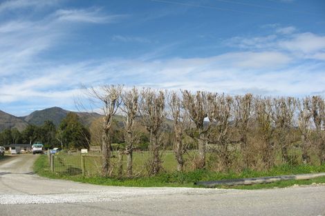 Photo of property in 98 Abel Tasman Drive, Takaka, 7110