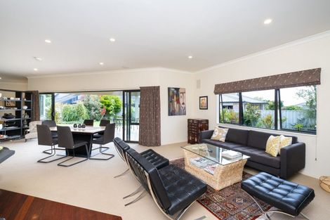 Photo of property in Arataki Way, 1/19 Arataki Road, Havelock North, 4130