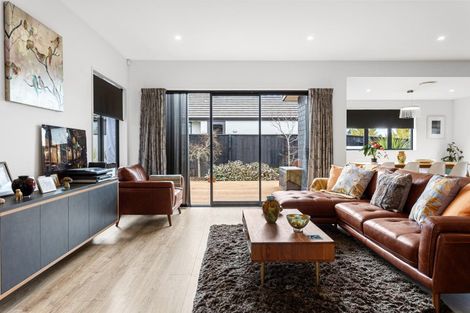 Photo of property in 7 Westpark Boulevard, Rangiora, 7400