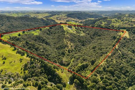 Photo of property in 957 Bull Road, Paparoa, 0193