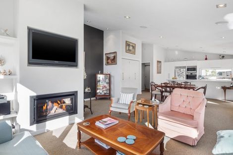 Photo of property in 5 Aubrey Way, Brookfield, Tauranga, 3110