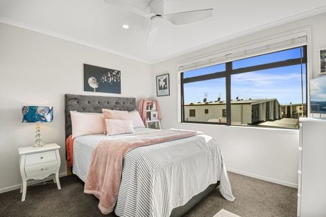 Photo of property in 52 Walter Merton Road, Hobsonville, Auckland, 0616