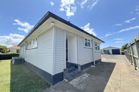 Photo of property in 28 Victor Street, Dannevirke, 4930