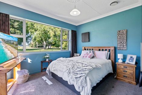 Photo of property in 17 Memorial Avenue, Drummond, Otautau, 9683