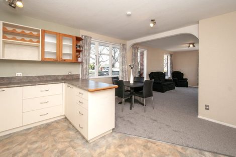 Photo of property in 413 Linwood Avenue, Bromley, Christchurch, 8062