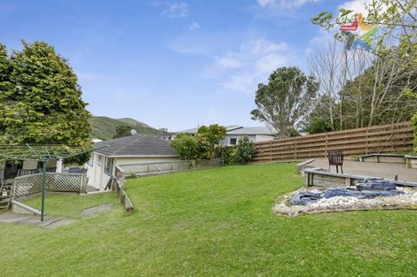 Photo of property in 70 Major Drive, Kelson, Lower Hutt, 5010
