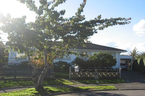 Photo of property in 23 Fairlight Place, Manurewa, Auckland, 2102