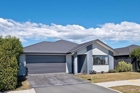 Photo of property in 66 Shillingford Boulevard, Rolleston, 7615