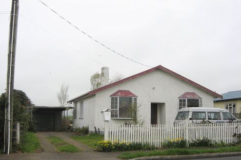 Photo of property in 27 Carthew Street, Okato, 4335