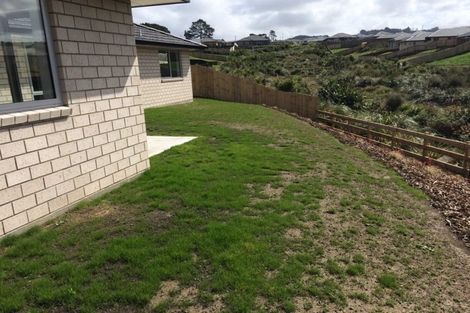 Photo of property in 60 Helenslee Road, Pokeno, 2402