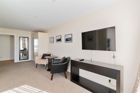 Photo of property in 141 Hackthorne Road, Cashmere, Christchurch, 8022