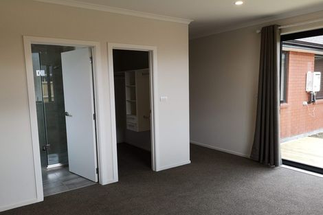 Photo of property in 1 Sujuan Close, Cambridge, 3434