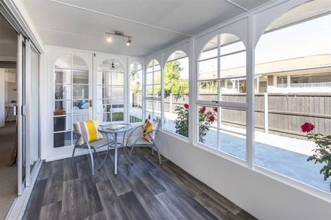 Photo of property in 15 Powell Crescent, Ilam, Christchurch, 8041