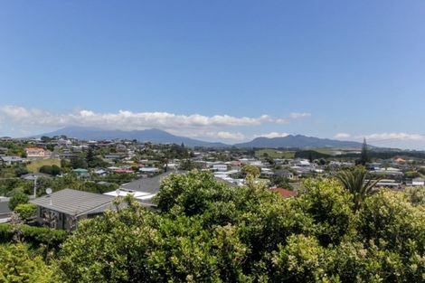 Photo of property in 2/4 Scott Street, Moturoa, New Plymouth, 4310
