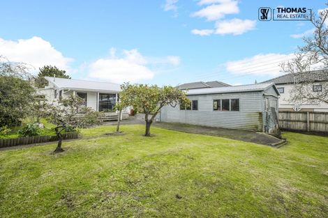 Photo of property in 18 Earlsworth Road, Mangere East, Auckland, 2024