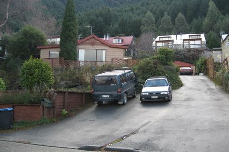 Photo of property in 17 Wye Place, Fernhill, Queenstown, 9300