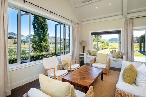 Photo of property in Gatehouse And River Room., 1308c Tuki Tuki Road, Tuki Tuki, Havelock North, 4294