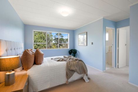 Photo of property in 3b Hunter Place, Merrilands, New Plymouth, 4312