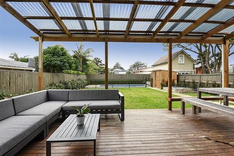 Photo of property in 29 Maranui Avenue, Point Chevalier, Auckland, 1022