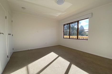Photo of property in 3/9 Fuchsia Place, Birkdale, Auckland, 0626