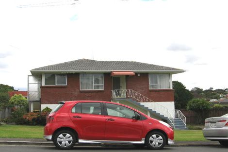 Photo of property in 3/5 Dodson Avenue, Milford, Auckland, 0620