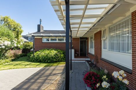 Photo of property in 11 Totara Street, Taradale, Napier, 4112
