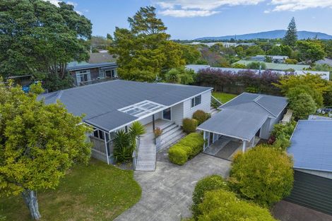 Photo of property in 40 Seddon Street, Waikanae, 5036