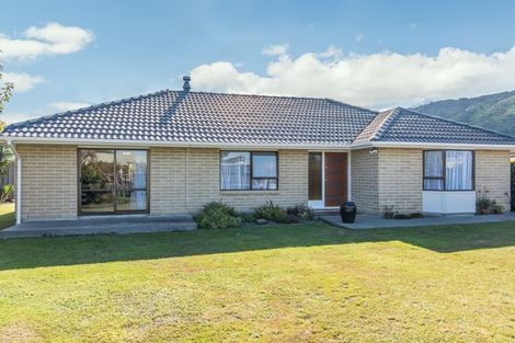 Photo of property in 39 Belvedere Avenue, Waikanae, 5036