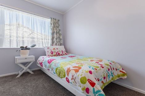 Photo of property in 5 Beachwater Grove, Paraparaumu Beach, Paraparaumu, 5032