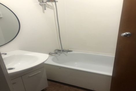 Photo of property in 3 Norman Spencer Drive, Papatoetoe, Auckland, 2104